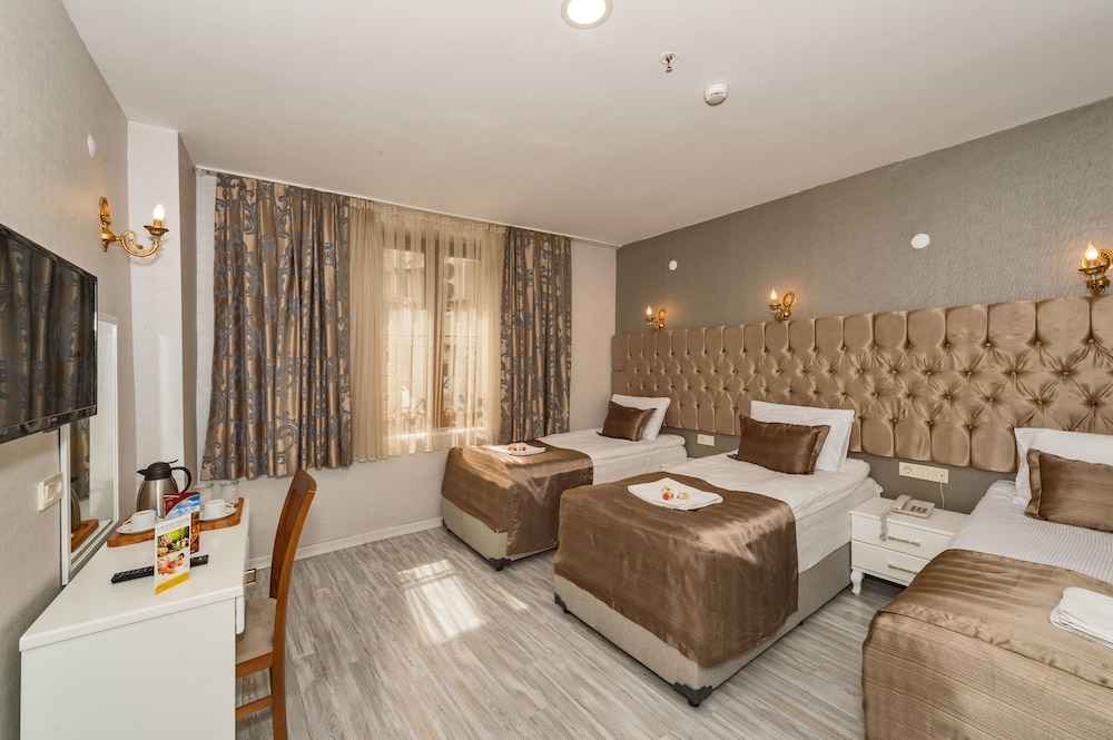 Grand Pamir Hotel 14