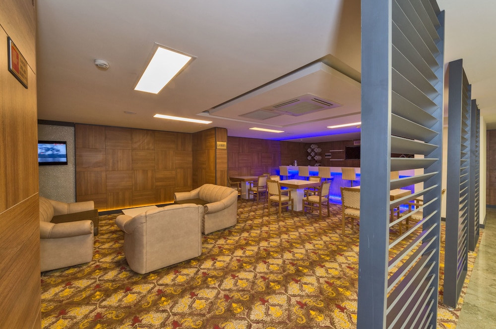 Borz Hotel 5