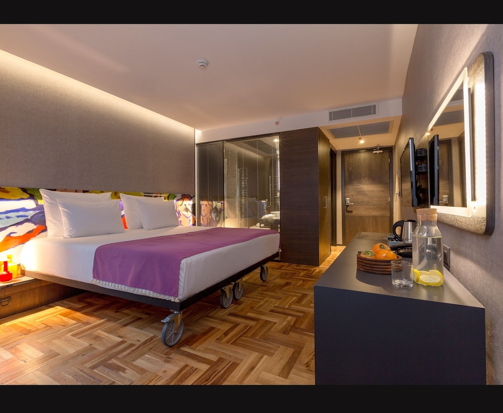 Lampa Design Hotel 19