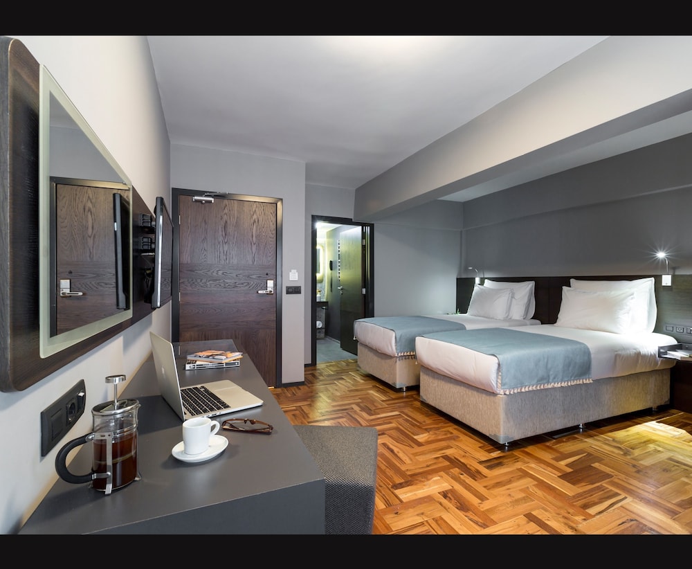 Lampa Design Hotel 14