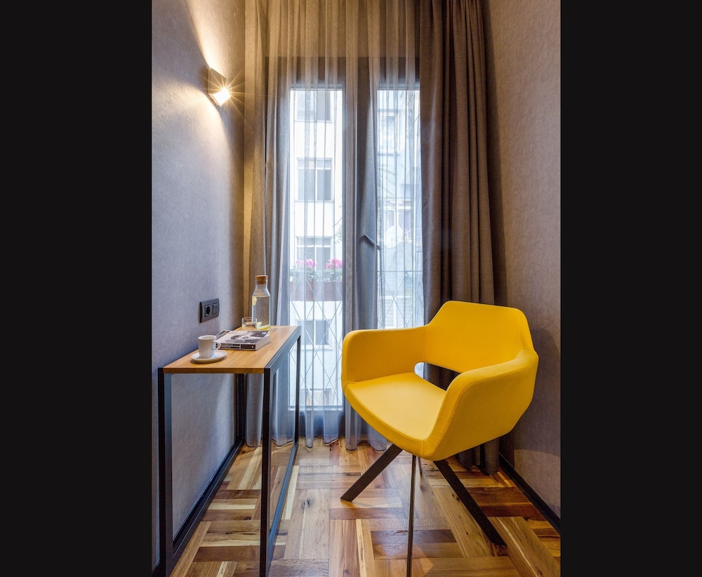 Lampa Design Hotel 23