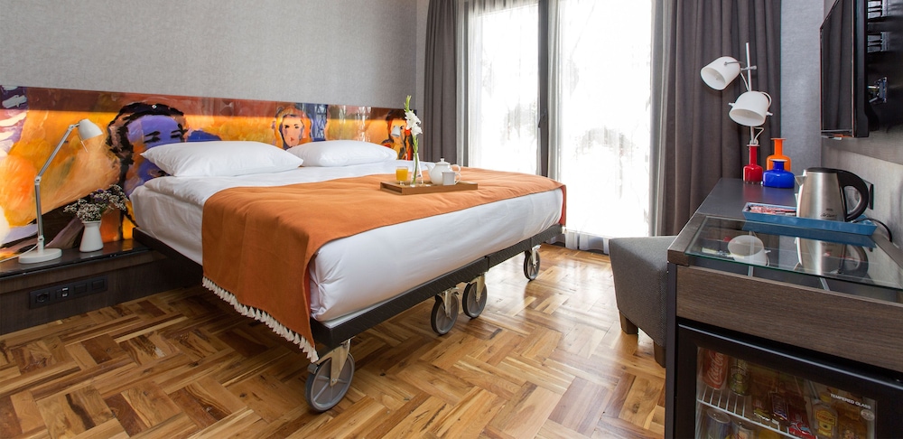 Lampa Design Hotel 7