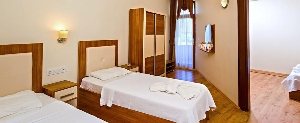Adrasan Deniz Otel 9