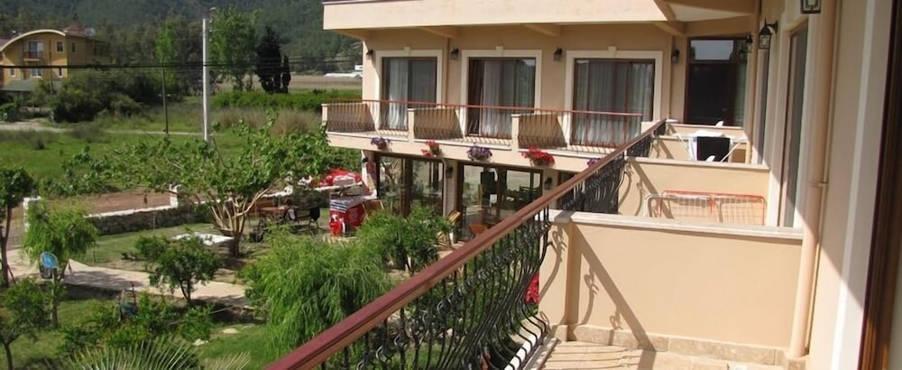 Adrasan Deniz Otel 15
