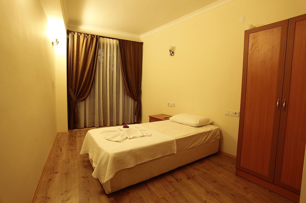 Adrasan Deniz Otel 4