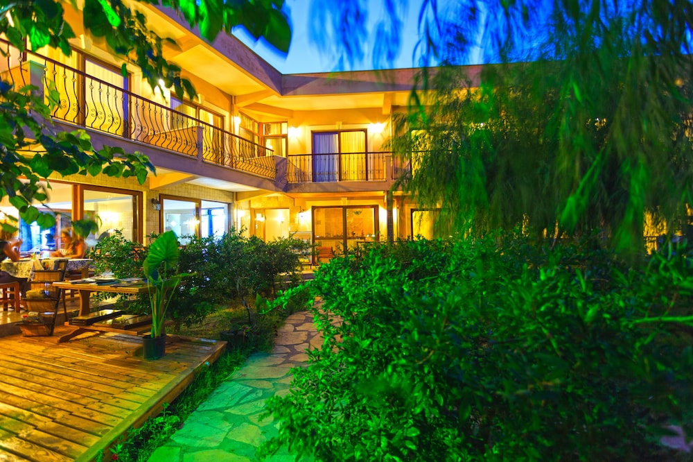 Adrasan Deniz Otel 1