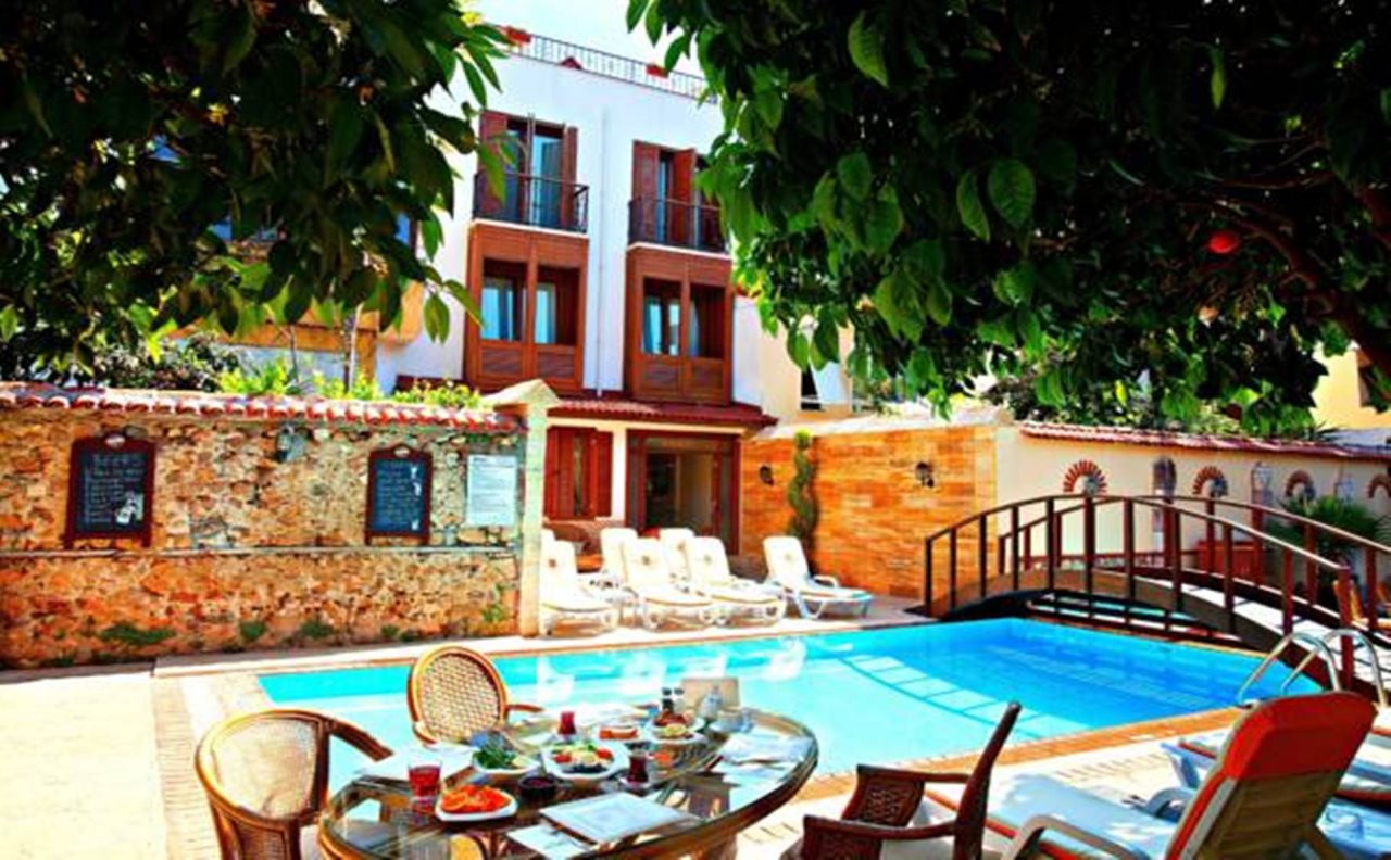Castle Boutique Hotel 1
