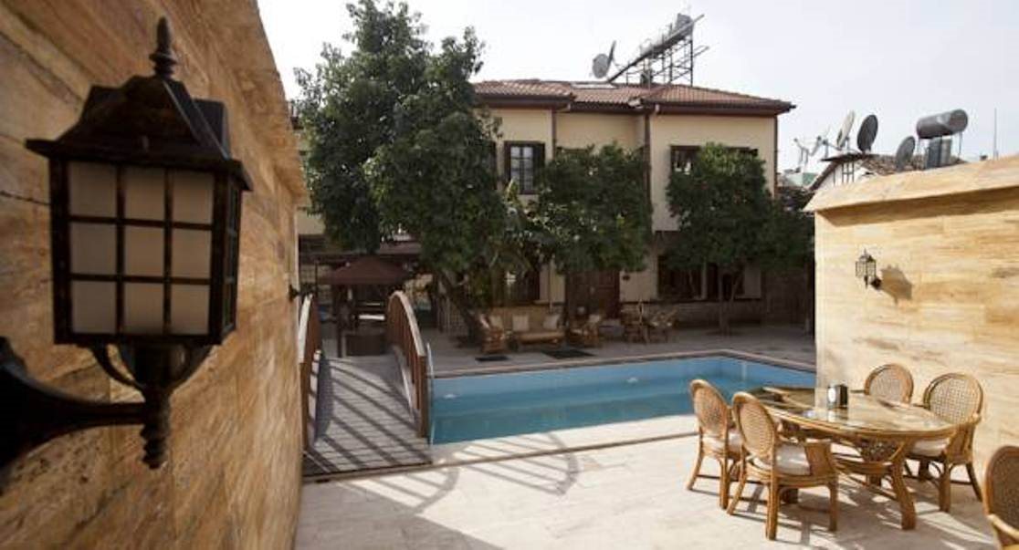 Castle Boutique Hotel 9