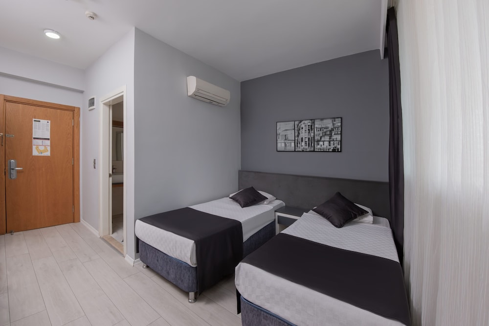 Expo Park Hotel 6