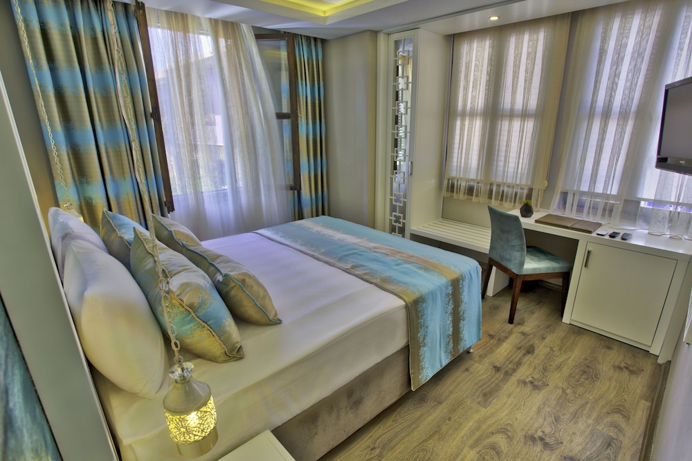 Route Hotel Kaleici 10