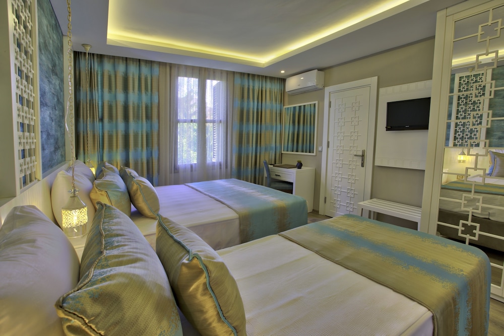 Route Hotel Kaleici 20