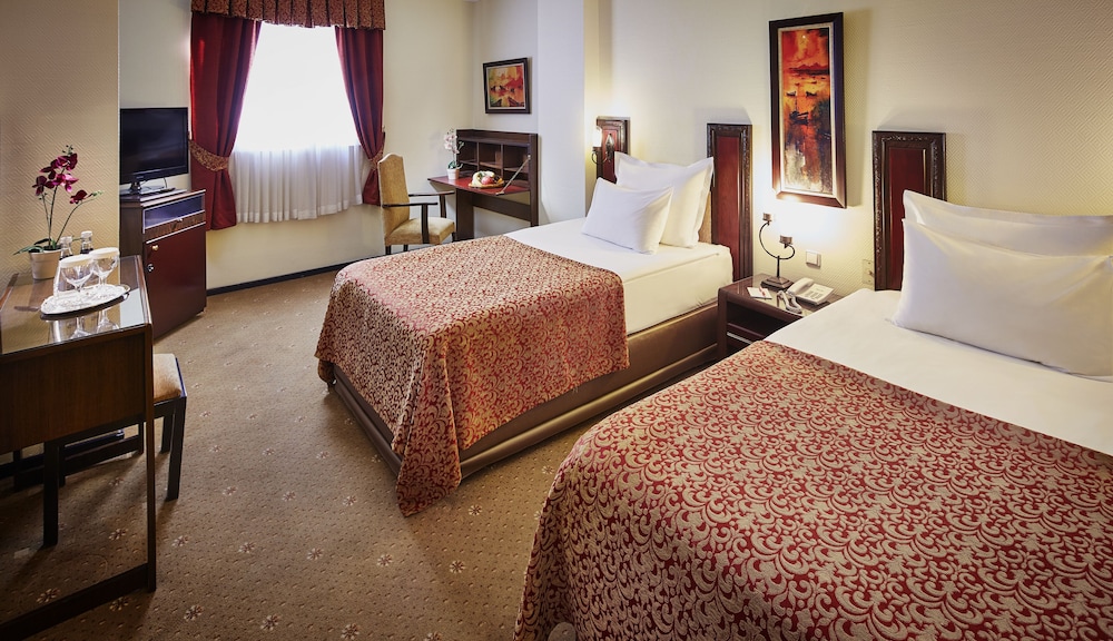 Günes Hotel Merter 10