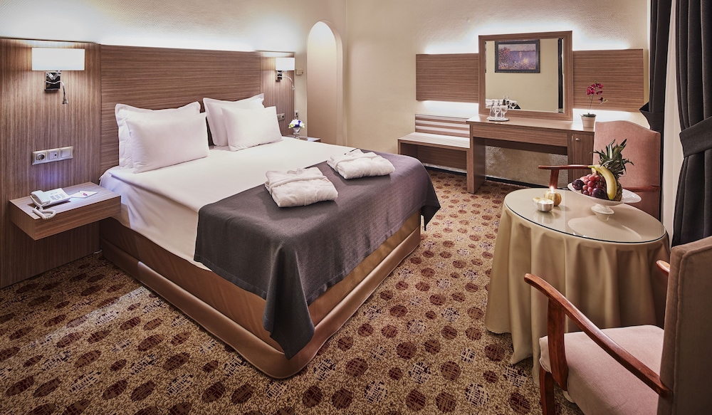Günes Hotel Merter 12