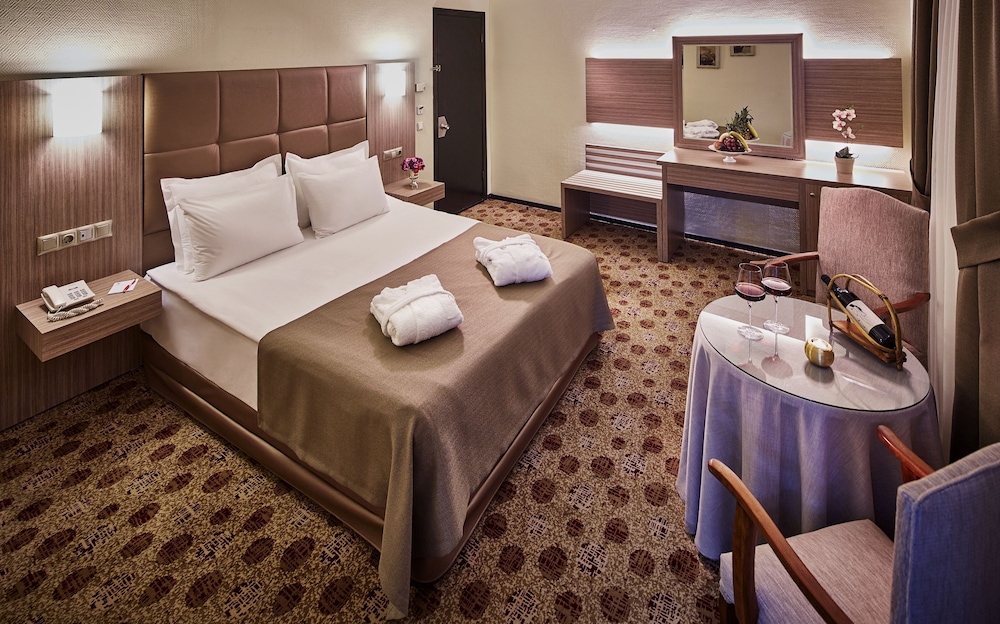 Günes Hotel Merter 9