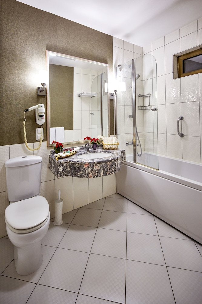 Günes Hotel Merter 18