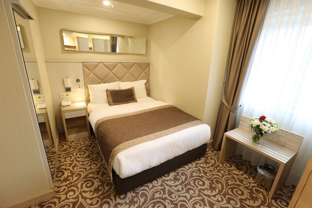 Alpinn Hotel 18