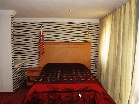 Rams Hotel 1