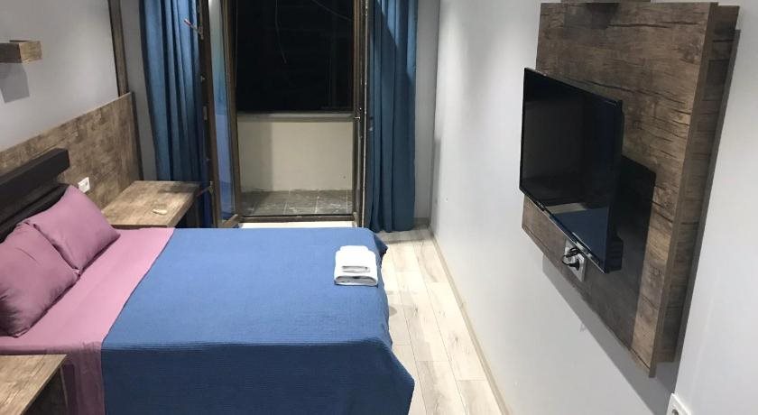 Rams Hotel 17