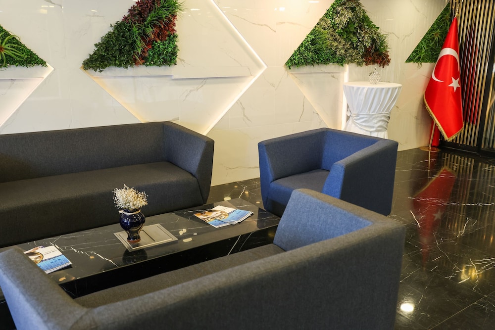 The Hera Platinum Hotel 3