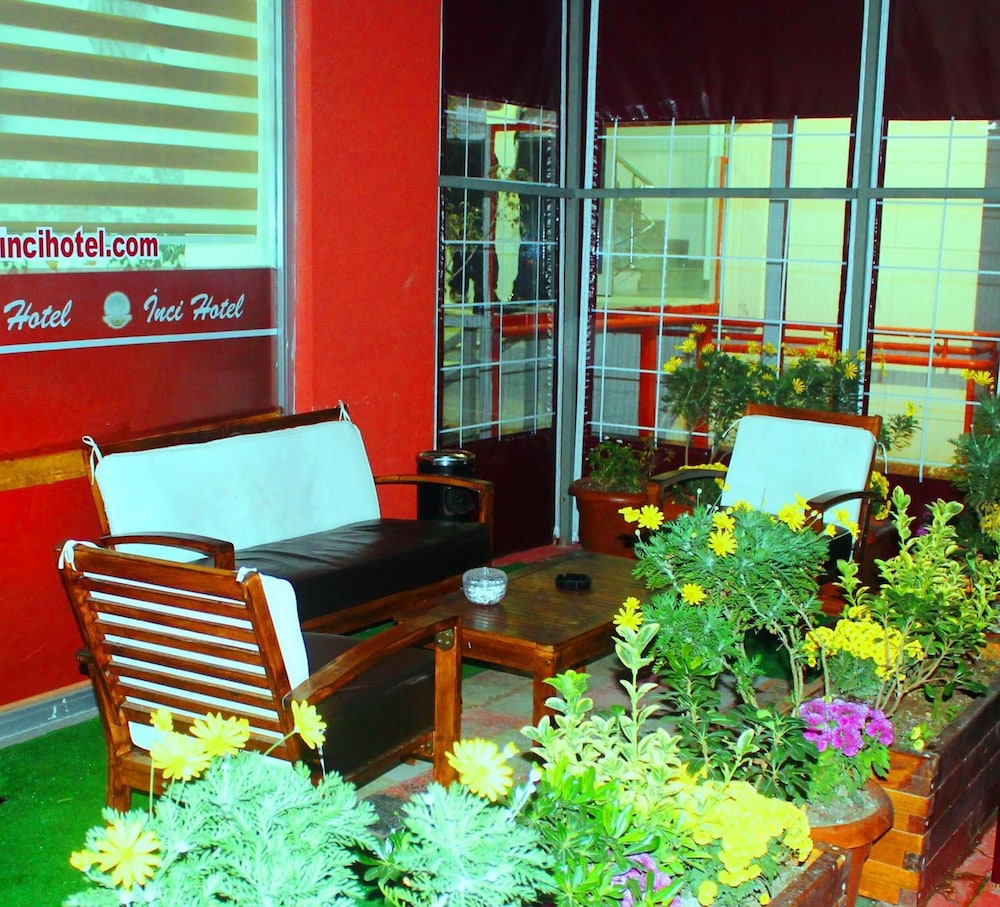 Avcilar Inci 24