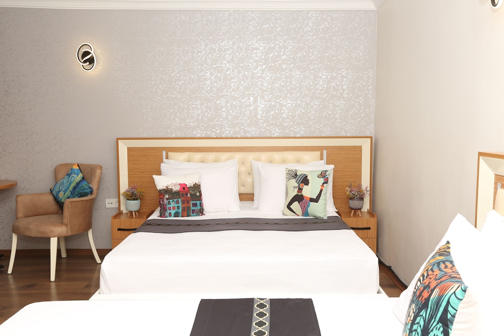 Azre Hotel 20