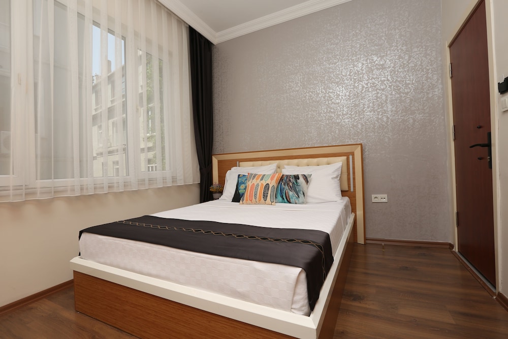 Azre Hotel 23