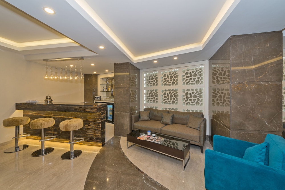 Bisetun Hotel 21