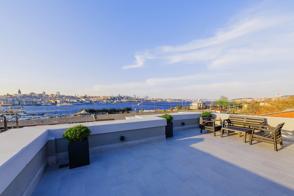 Dream Bosphorus 16