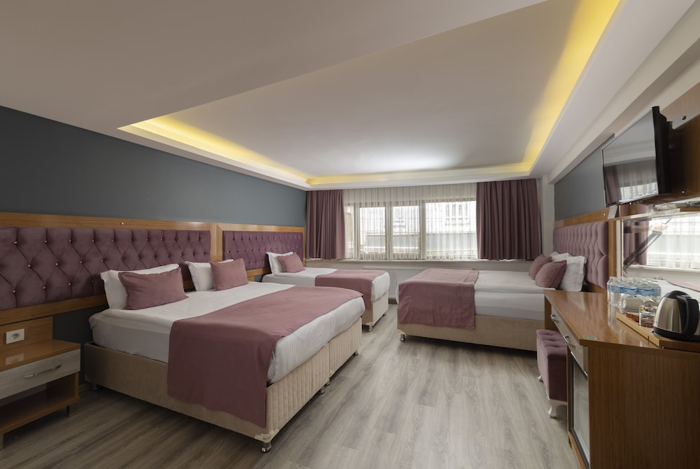 Hotel Black Pearl 1
