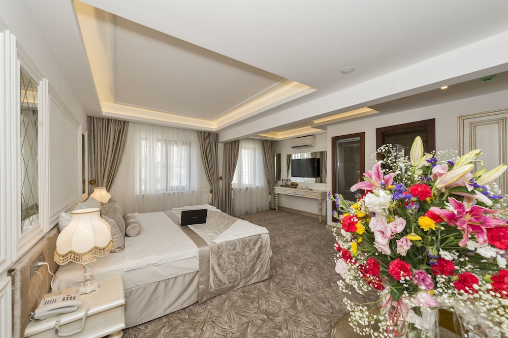 Escardin Hotel 13