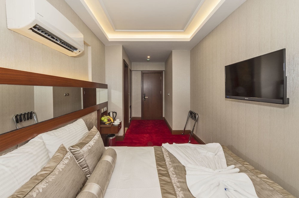 Escardin Hotel 11