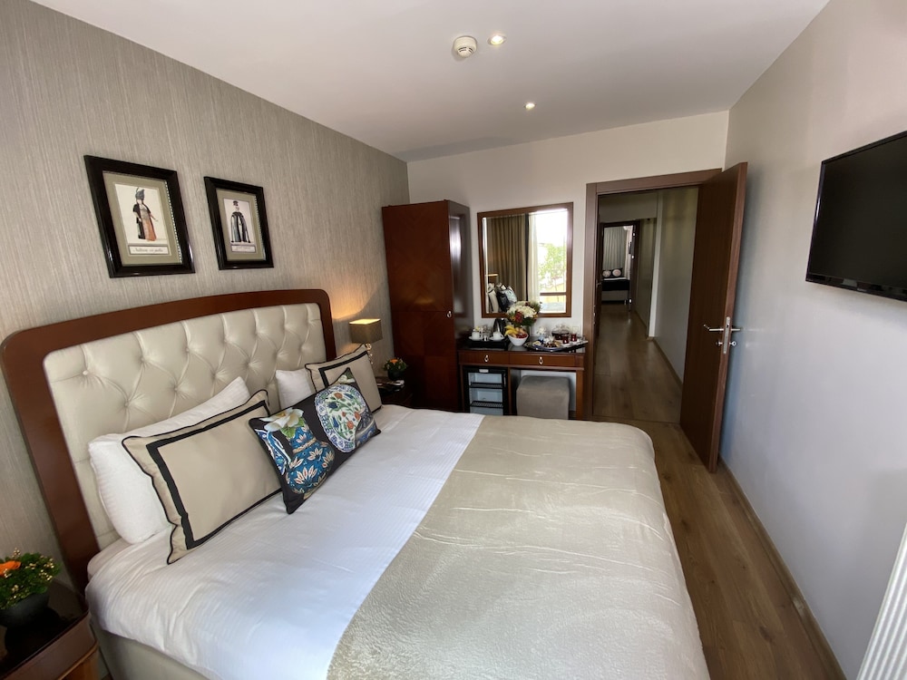 Four Doors Hotel 14
