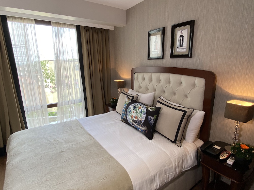 Four Doors Hotel 20