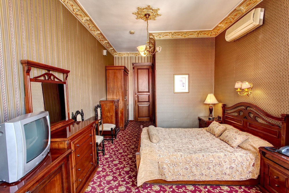 Grand Hotel De Londres 17