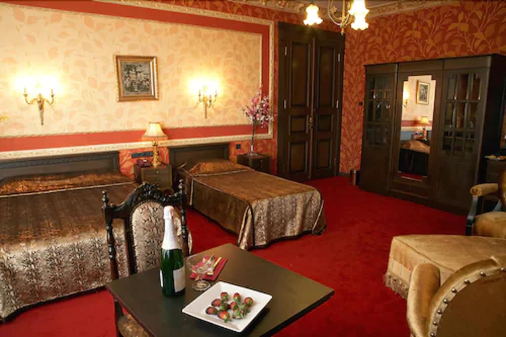 Grand Hotel De Londres 11