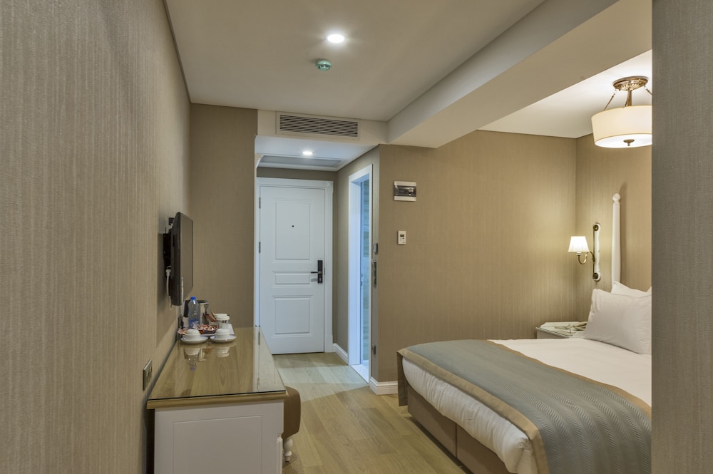 Hanna Hotel 18