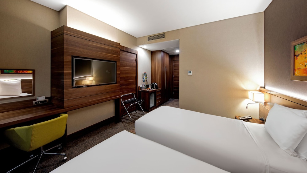 Holiday Inn Istanbul Kadikoy 8