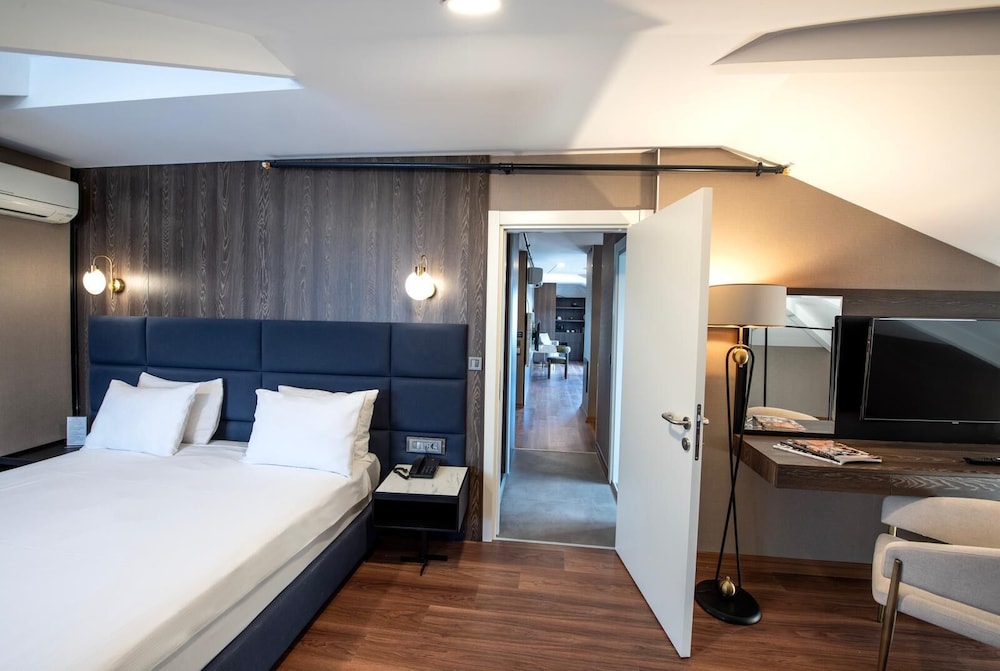 Hotel Bosfora 18