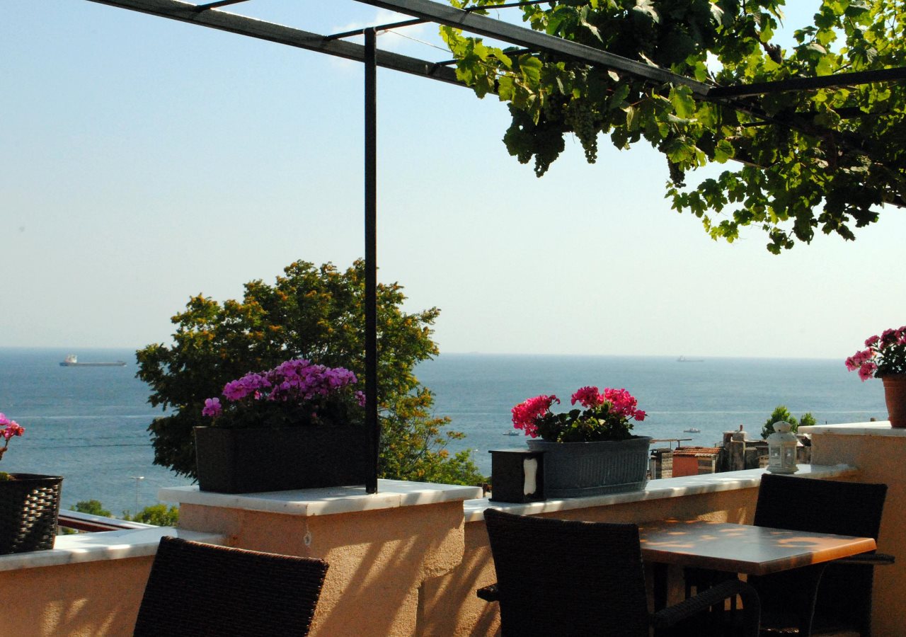 Hotel Buhara Family Inn 24