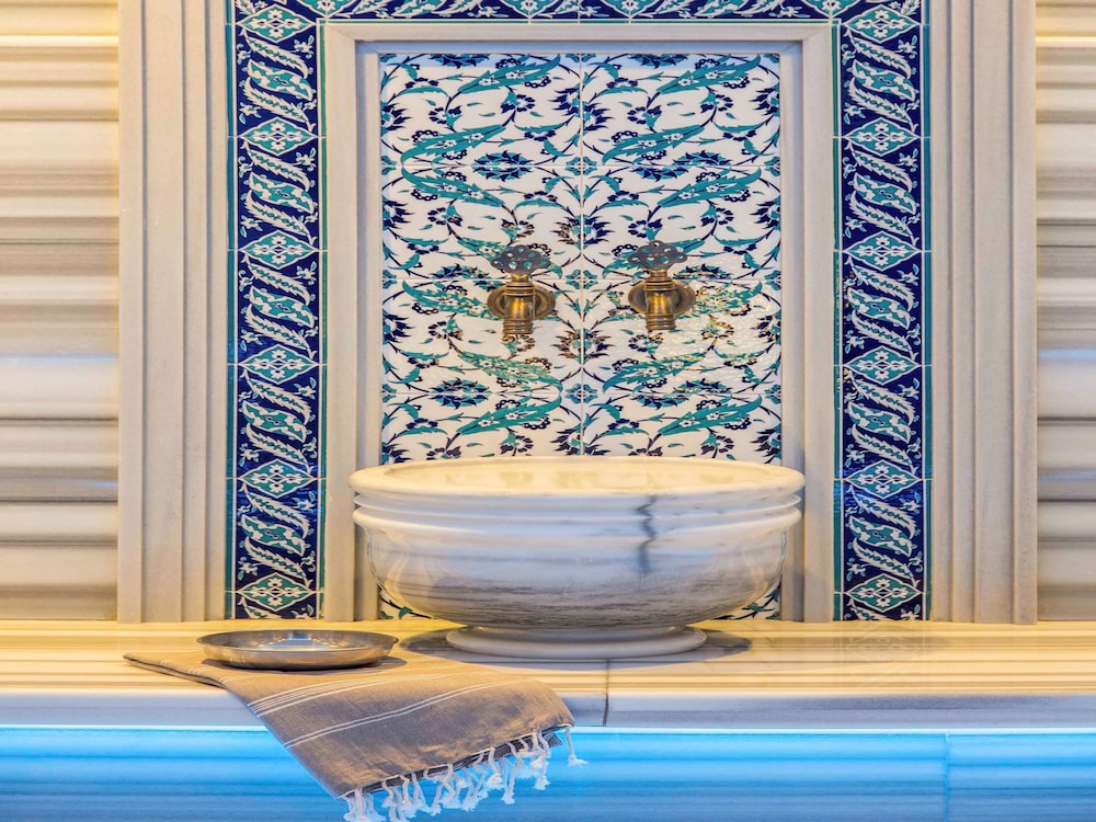 Novotel Istanbul Bosphorus 24