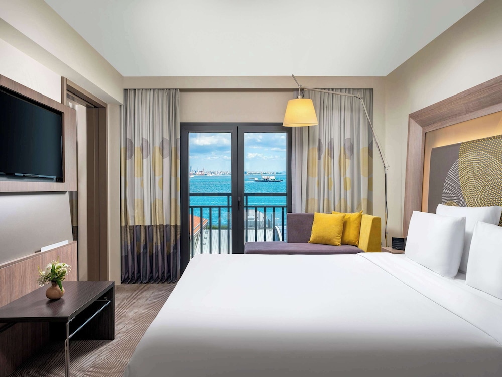 Novotel Istanbul Bosphorus 13