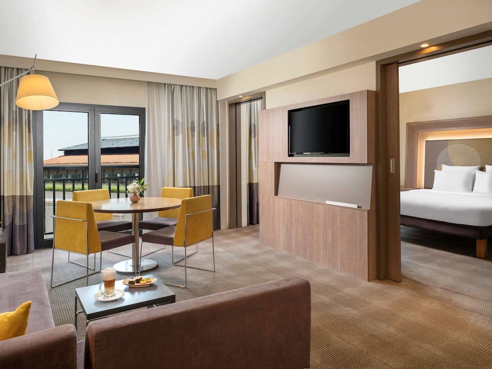 Novotel Istanbul Bosphorus 11