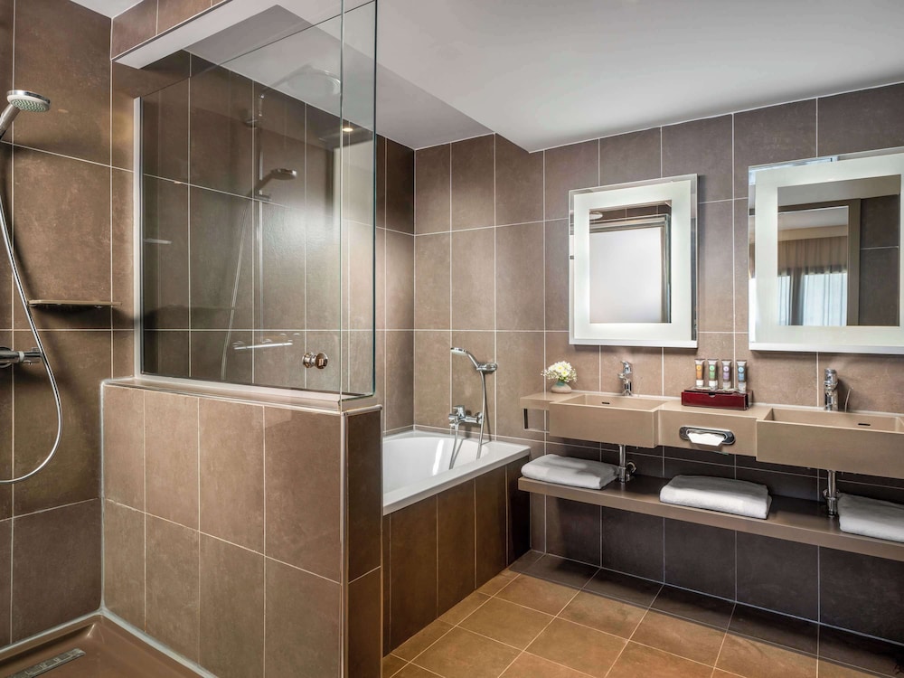 Novotel Istanbul Bosphorus 22