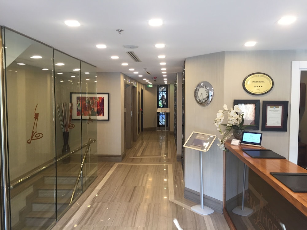 Inera Hotel Pendik 3