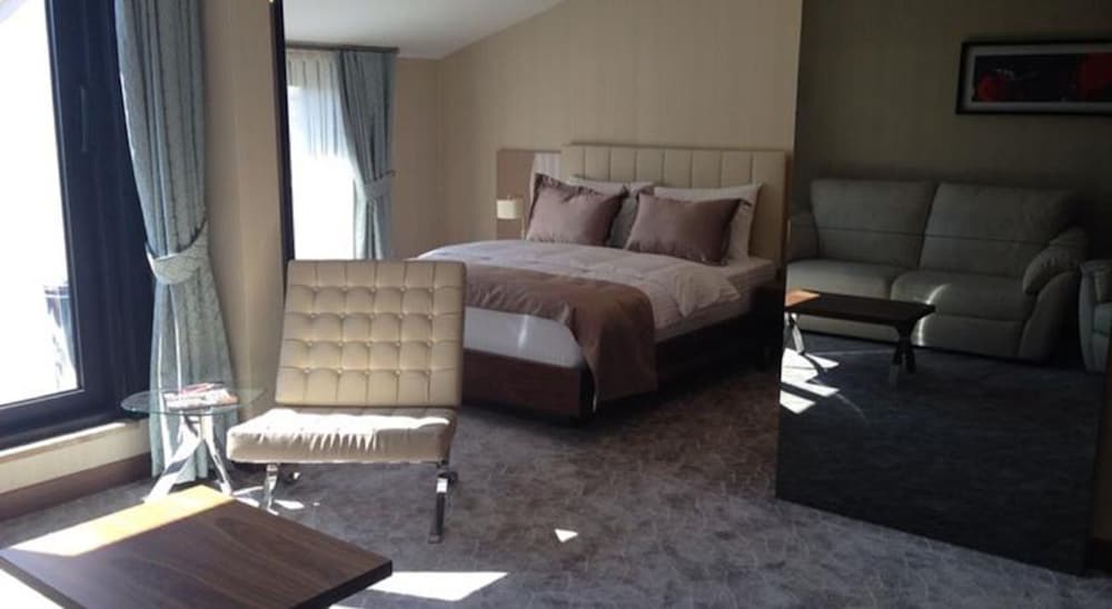 Inera Hotel Pendik 11