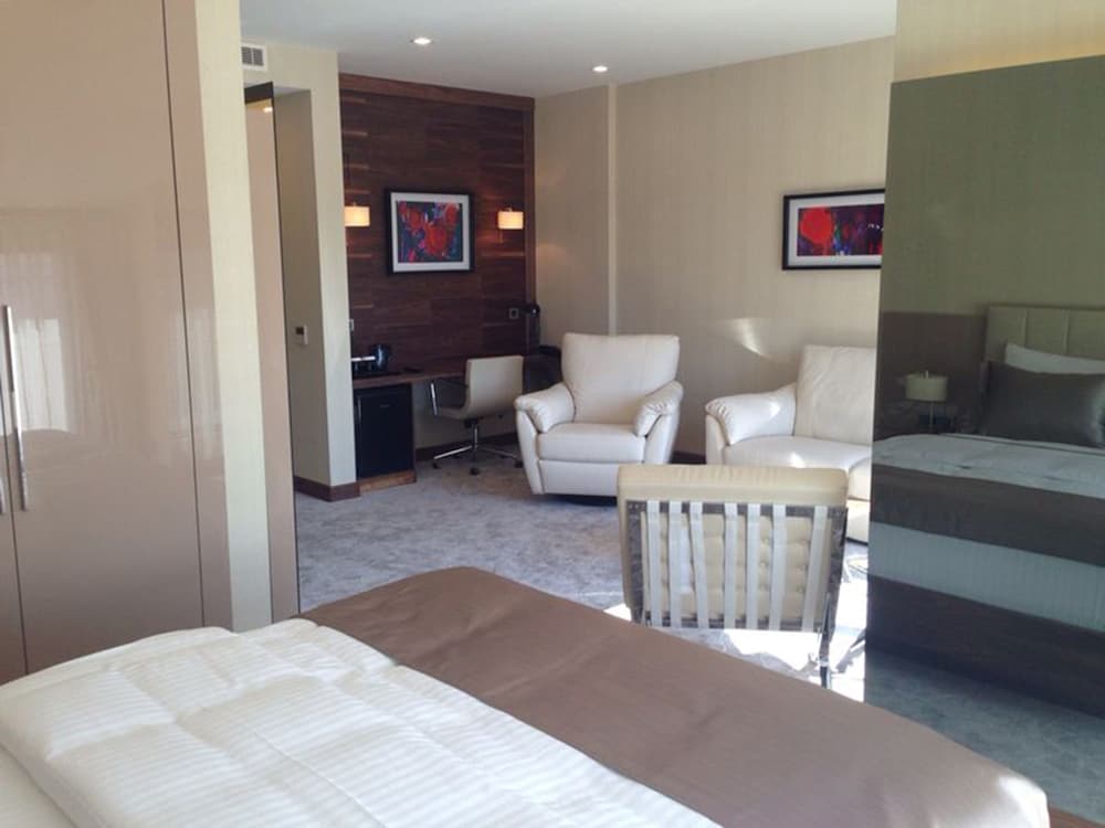 Inera Hotel Pendik 12