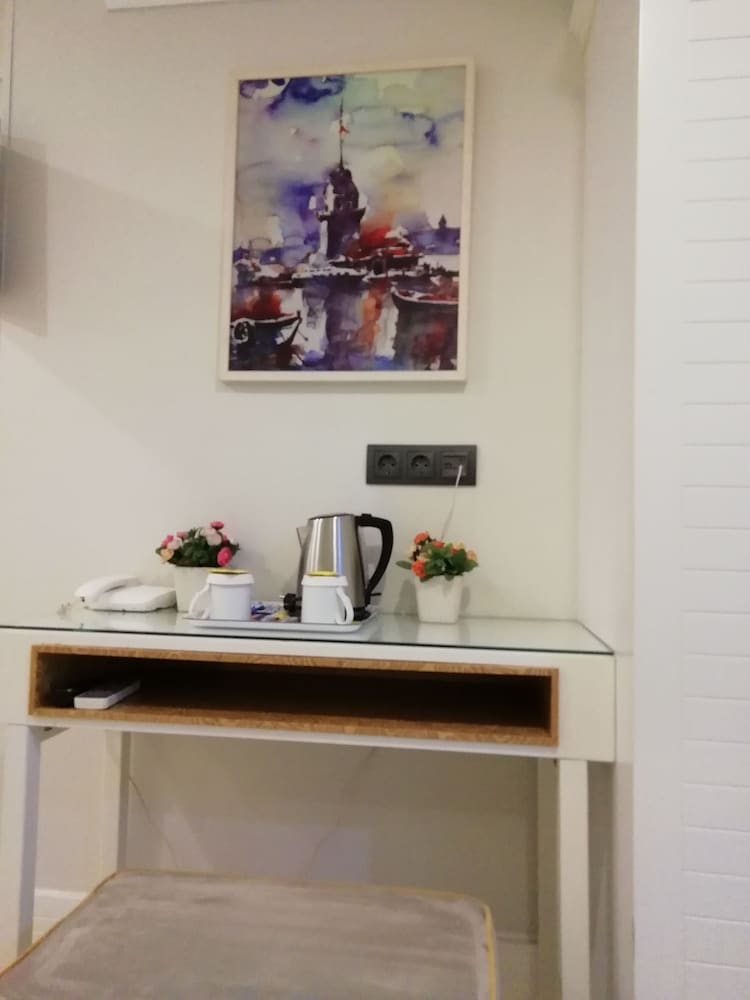 Just Inn Hotel 18