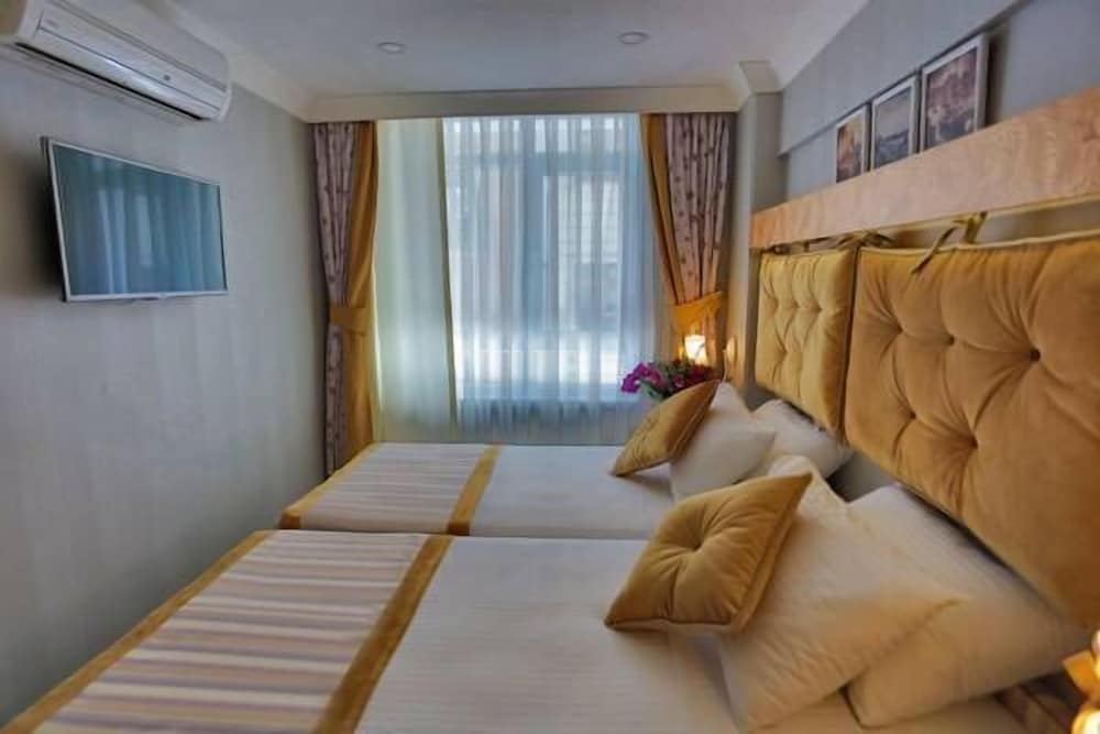 Just Inn Hotel 10