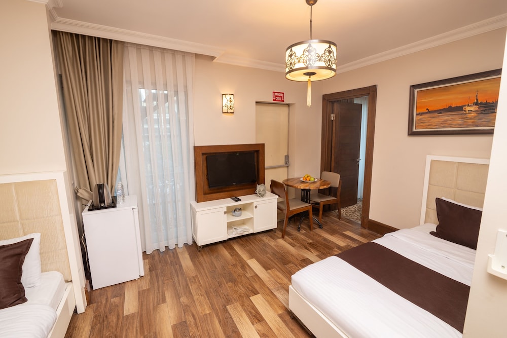 K Suites Hotel 24