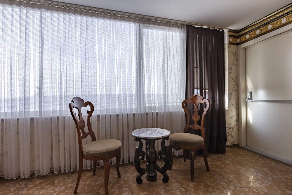 Laleli Blue Marmaray Hotel 18
